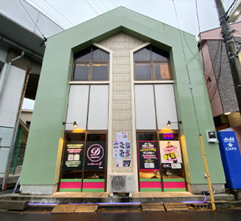 新松戸店の店内