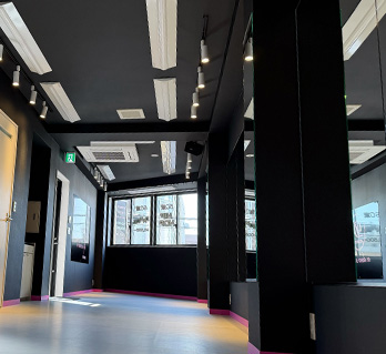 ひばりヶ丘店の店内